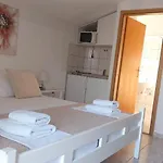 Apartments Duce Duće