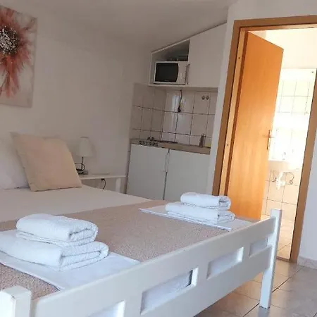 Apartments Duce Duće