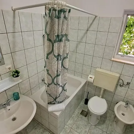 Apartments Duce Duće