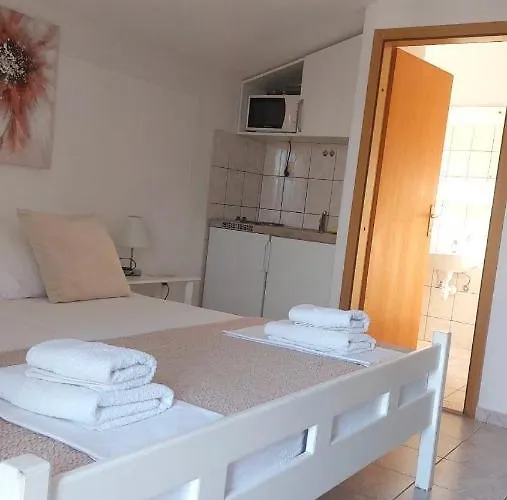 Apartments Duce Duće