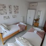 Apartments Duce דירה Duće
