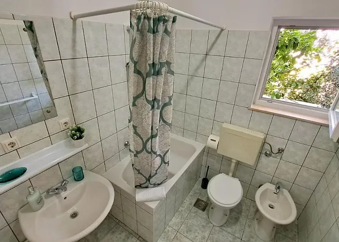 Apartments Duce Duće