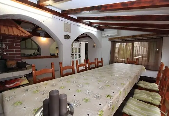 Apartments Duce * Duće